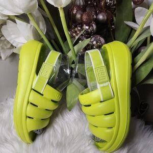 UGG Sport YeahWomen's size7 new